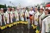 В программе прошел этномарафон «Валче», что означает «Вместе». Участники вышли в национальных костюмах и провели хоровод Дружбы народов.