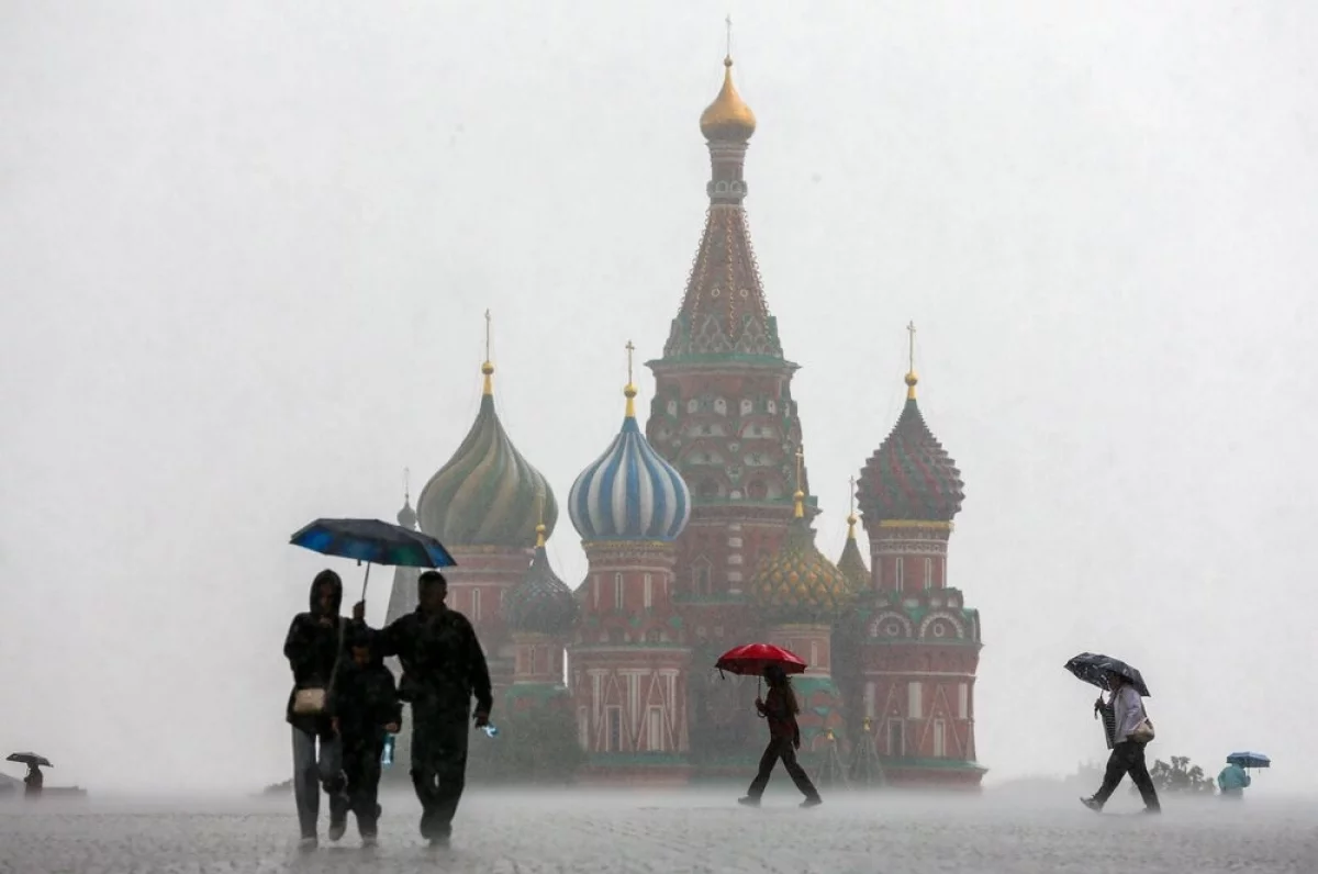 «Огуречные» дожди. Циклон испортил лето в Москве на неделю