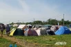 Многие гости фестиваля приехали на него своим ходом и поселились в палаточном лагере (правда, палатки нужно было брать свои).