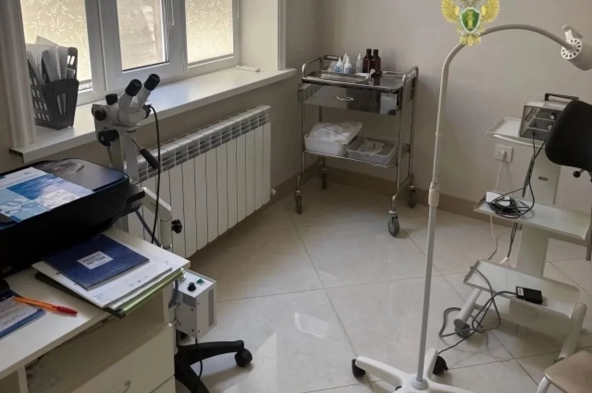Женщина попала на операцию после процедуры в частной клинике Хасавюрта