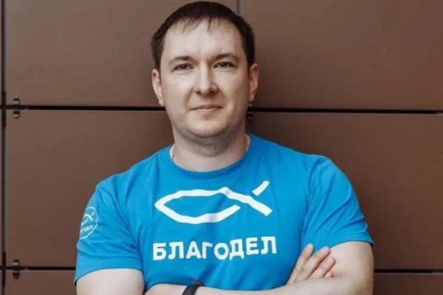 42-летний житель Колпино Фёдор Мехнин вёл активную общественную деятельность, критиковал соседей за безынициативность и иногда оплачивал местным детям покупки в магазинах. Фото: соцсети