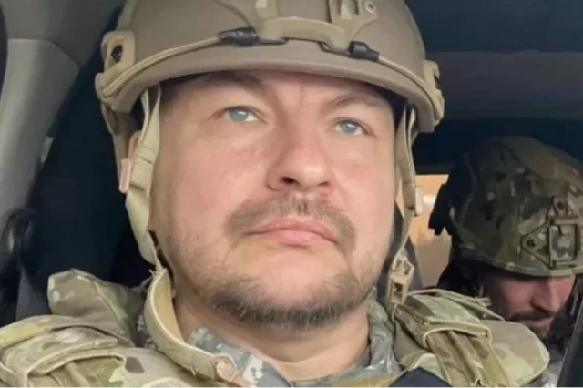  Сергей Бескрестнов.