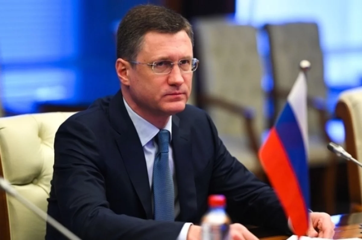 Новак: власти работают над дополнительным завозом топлива в регионы