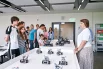 Подготовили техническое пространство и для научных экспериментов: в кабинетах установили лаборатории для робототехники, физики, химии и биологии.