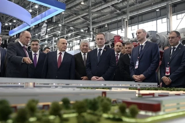 В этом году на промышленном форуме встретились главы пяти правительств.