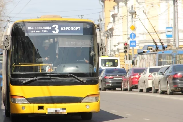 Частные перевозчики повысили стоимость проезда сразу до 60-65 рублей.