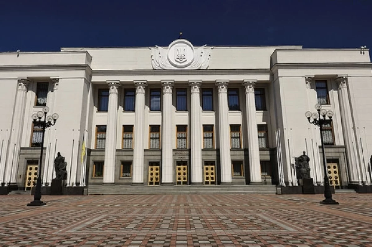 В Раде экстренно отменили голосование за нового главу Минобороны