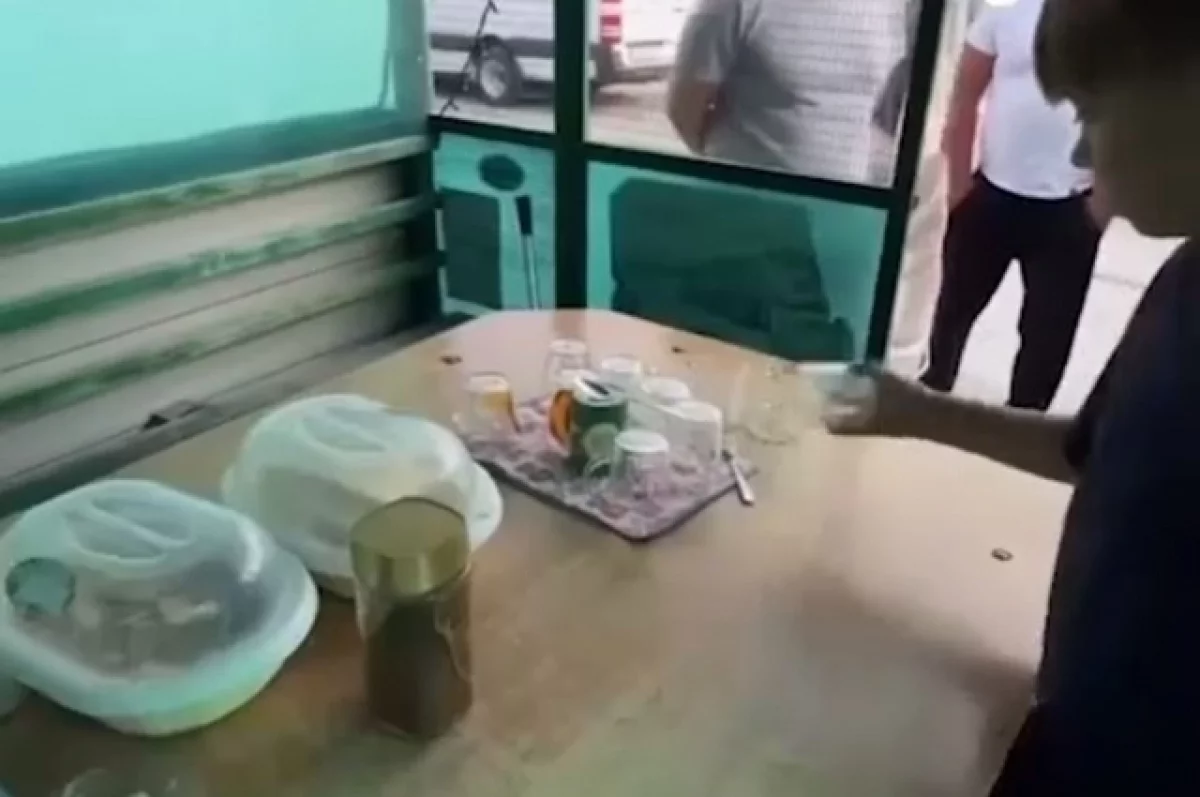В Дагестане у села Гоготль появился домик, где бесплатно кормят путников