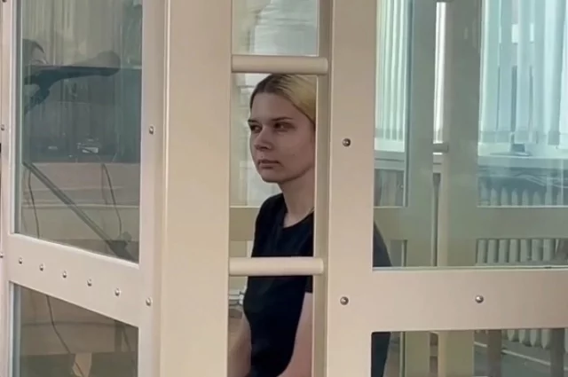 Обычно невозмутимая Тархова ощутимо занервничала, слушая показания своего маленького сына.