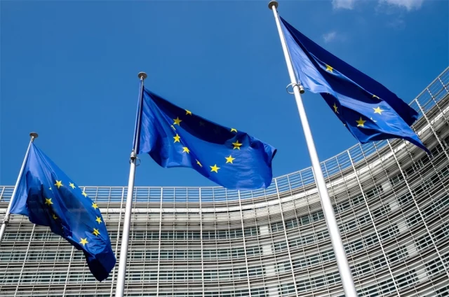 Грезят вводом войск на Украину европейские лидеры уже давно.