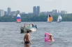 Фестиваль-регата проводится с 2001 года по инициативе яхтенного капитана Всеволода Ханчина, друга поэта.