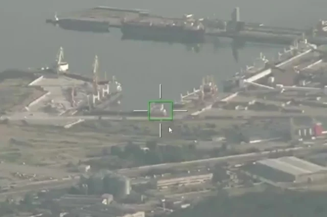 ВС РФ лишают противника возможности принимать военные грузы из стран НАТО.