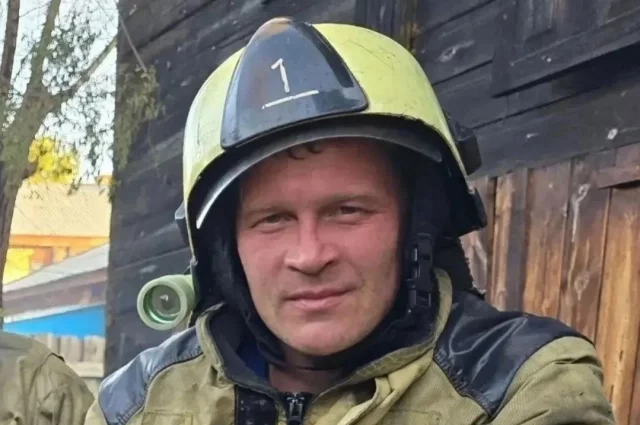 Максим Гончаров — пожарный МЧС со стажем в 18 лет