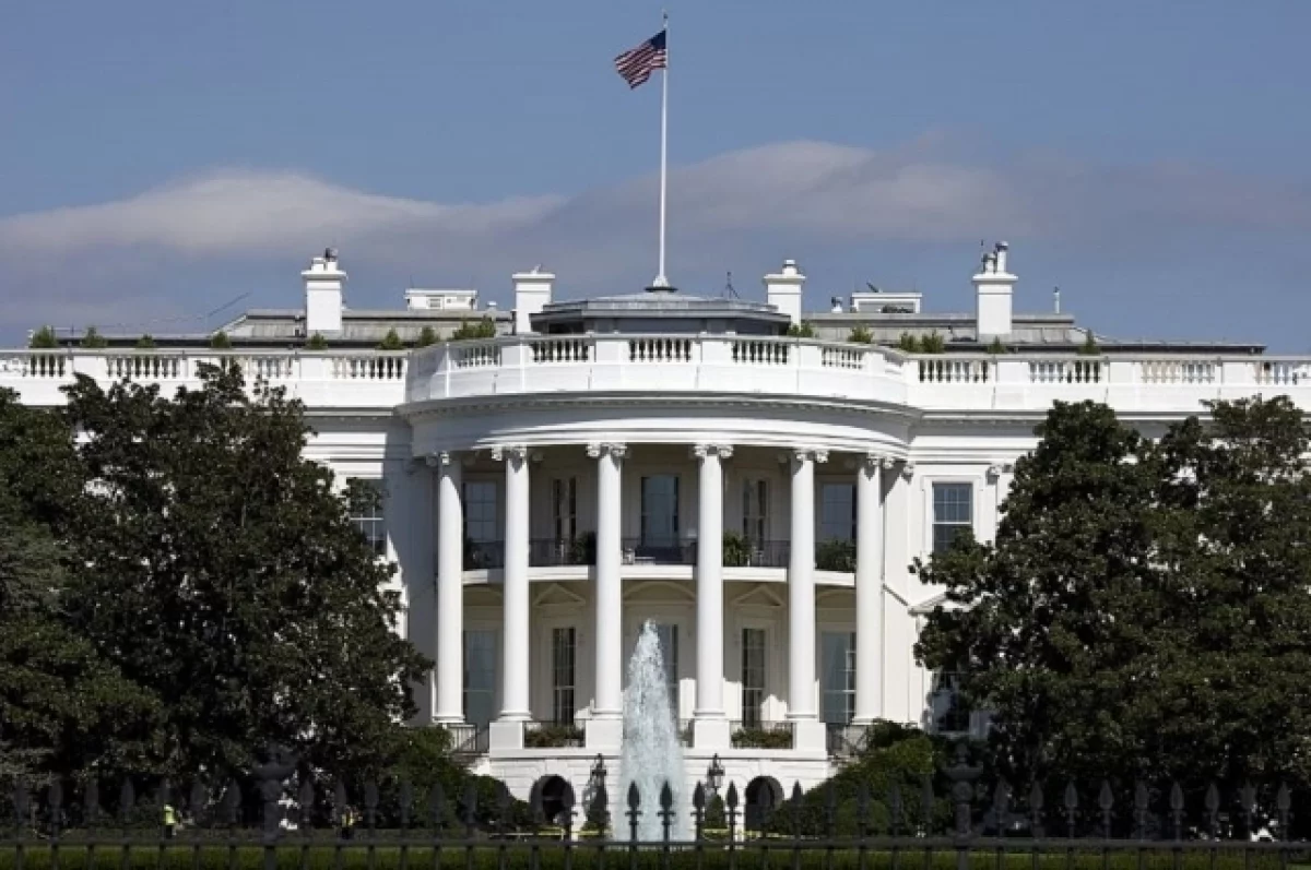 Песков: США не запрашивали телефонного разговора Трампа и Путина