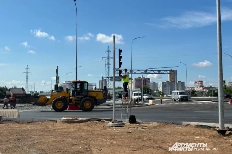 На выезде на улицы Грибоедова и Артёма будет светофор.