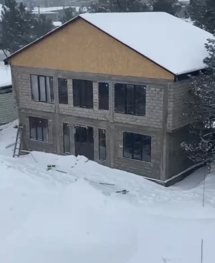 А так строение выглядело еще пару лет назад.