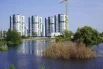 Вода вплотную начала подходить к многоэтажным жилым домам.