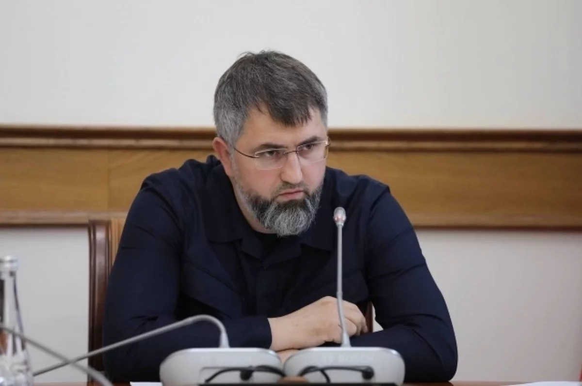 Рамазанов велел исключить из очереди потерявших право на жилье детей-сирот