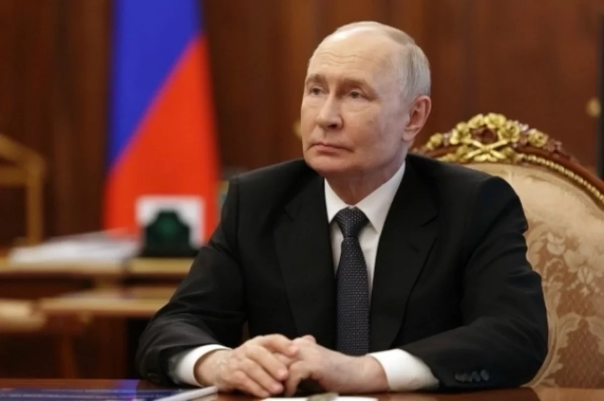 Путин пообещал встретиться с театральным сообществом в честь 150-летия СТД