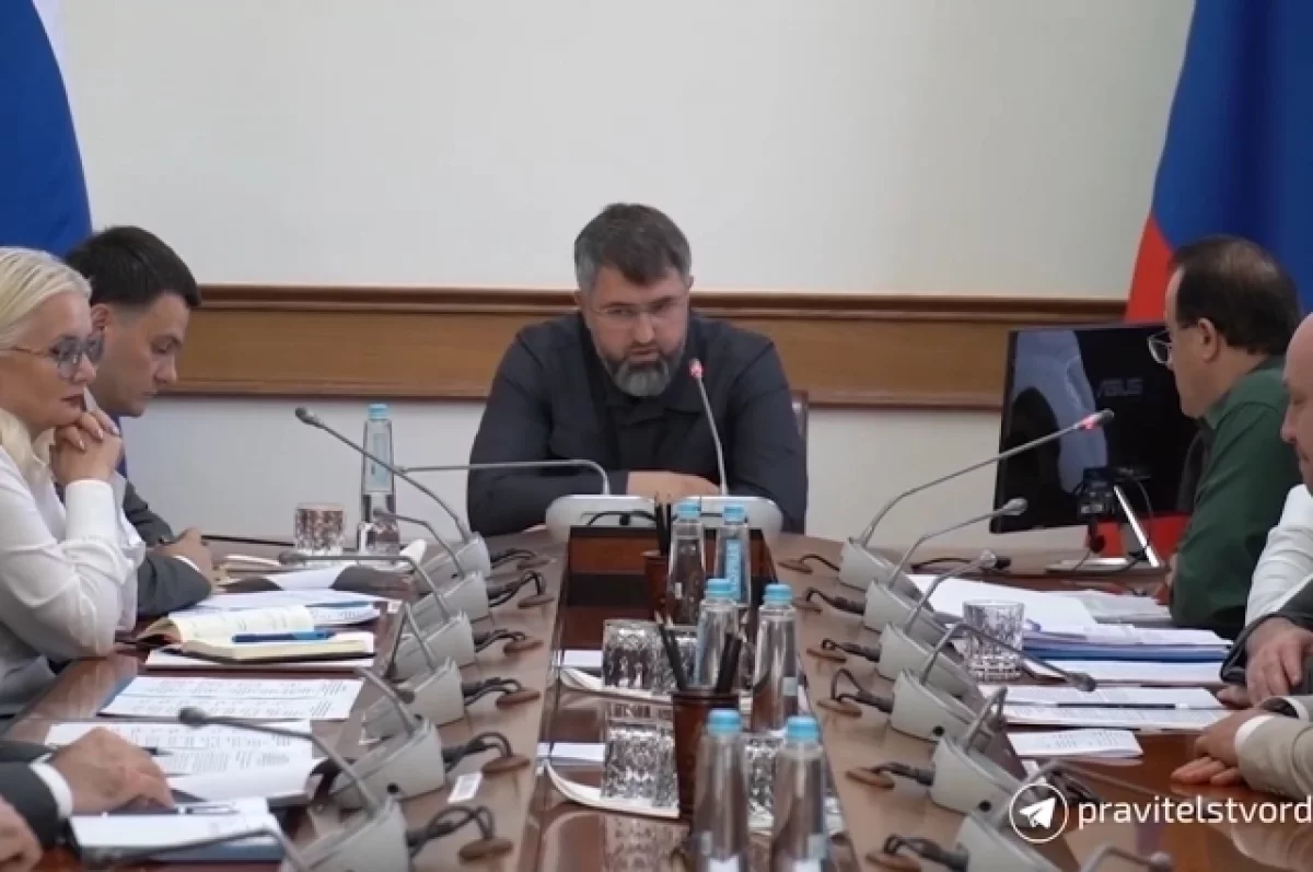 Рамазанов отчитал антимонопольщиков за высокие цены на топливо в Дагестане