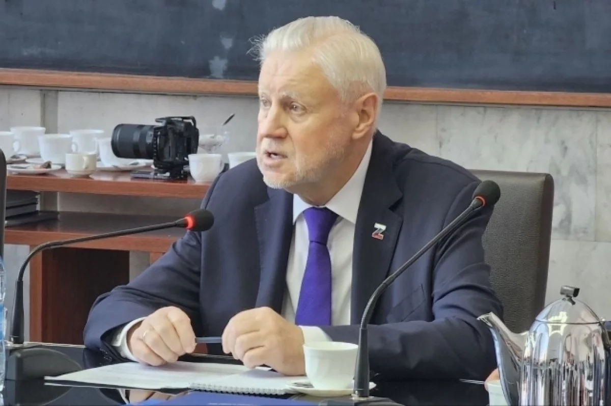 Миронов призвал не допускать «Яблоко» к выборам