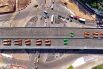 Пропускная способность новой шестиполосной эстакады - 80 тысяч автомобилей в день.