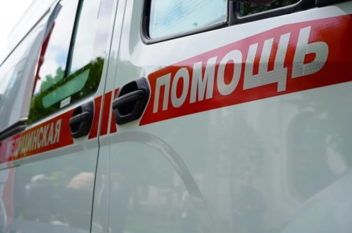 В Махачкале четверо мужчин пострадали при падении лифта с 4 этажа дома