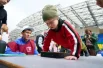 На площадку вышли самые маленькие спортсмены. 