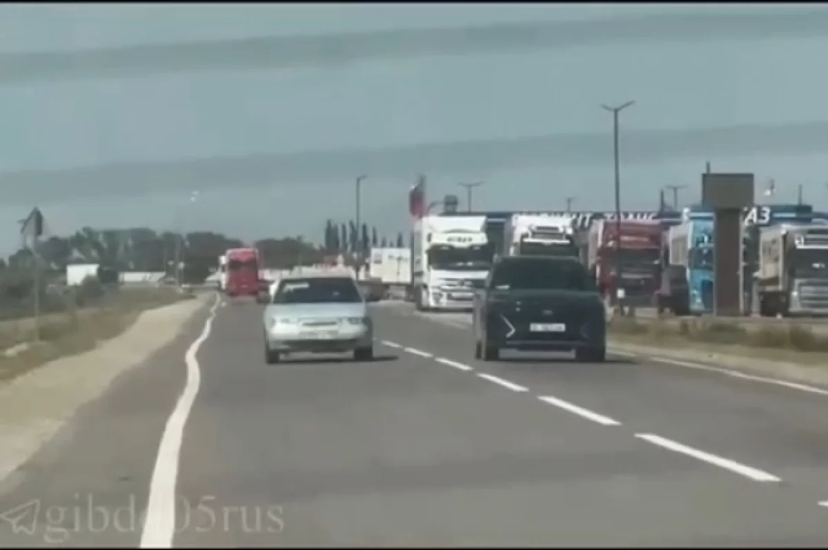 В Дагестане за 6 дней наказали более 1000 водителей за выезд на встречку