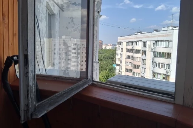 По данным Министерства обороны РФ, за ночь силами ПВО перехвачены и уничтожены 502 украинских БПЛА самолётного типа над регионами страны и акваторией Чёрного моря.