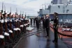 Президент России Владимир Путин на ракетном крейсере «Варяг» во время завершающей стадии учений Тихоокеанского флота.