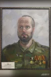 Штурмовик 103-го полка 150-й мотострелковой дивизии Антон Гусев изображен на полотне Дмитрия Петрова. Название картины и позывной бойца — «Столица» символизируют вклад москвичей, вставших на защиту Отечества.