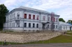 В ходе реконструкции музея к 150-летию Билибина изменился даже цвет стен пантелеевского дома: здание теперь светло-серого света — именно таким оно было при Пантелеевых