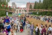 В карнавальном шествии приняли участие более 200 артистов из 18 театров.