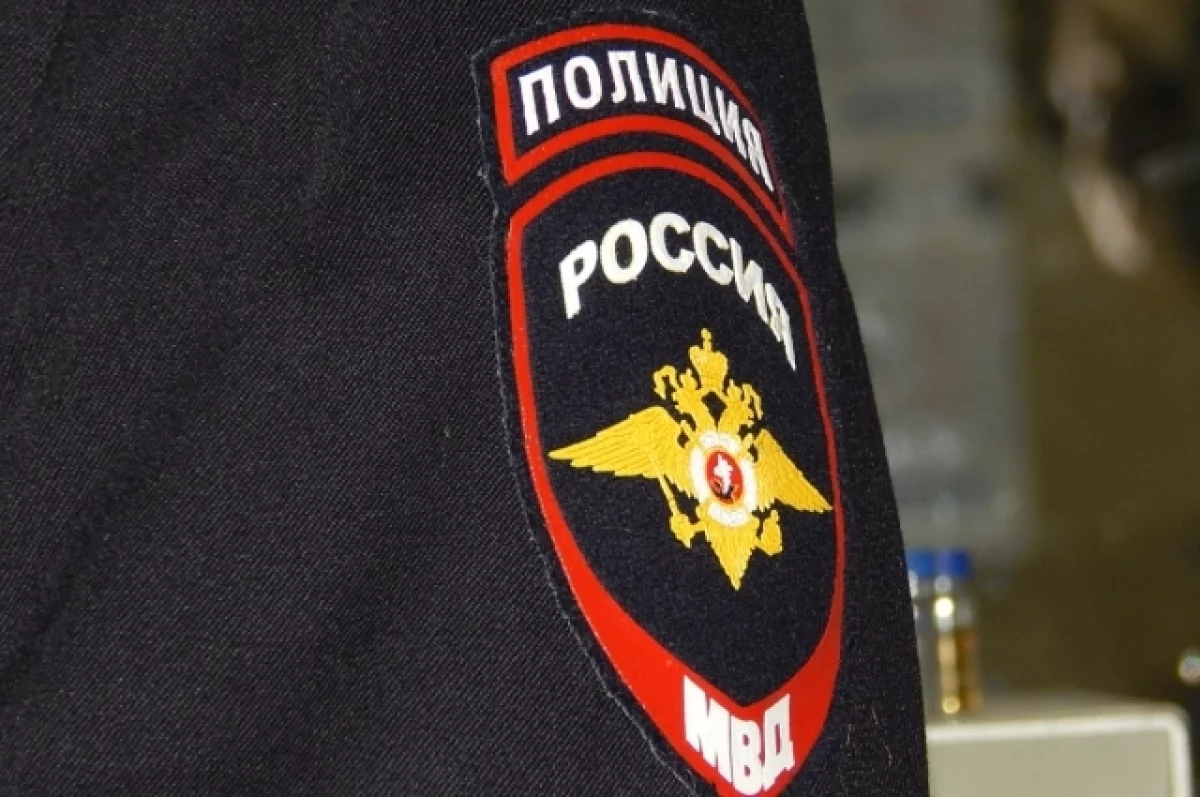 Жительница Махачкалы уличила мужа в измене и разбила люстру ценой 138 тыс.