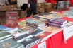 Много разных книг на фестивале об исторических событиях, автобиографии, мемуары.
