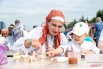 Для маленьких гостей устроили мастер-классы по рисованию. В процессе им рассказывали историю русской игрушки.