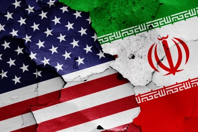 Последняя надежда США, не считая полномасштабного вторжения, — это вторичные санкции. 