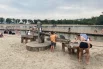Наплававшись, ребята познают законы физики на специальной площадке для экспериментов с песком и водой. 
