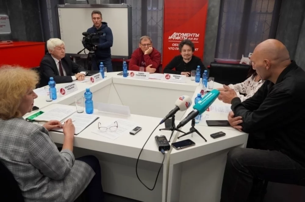 Разговор о благотворительном спектакле на пресс-конференции АиФ-Петербург