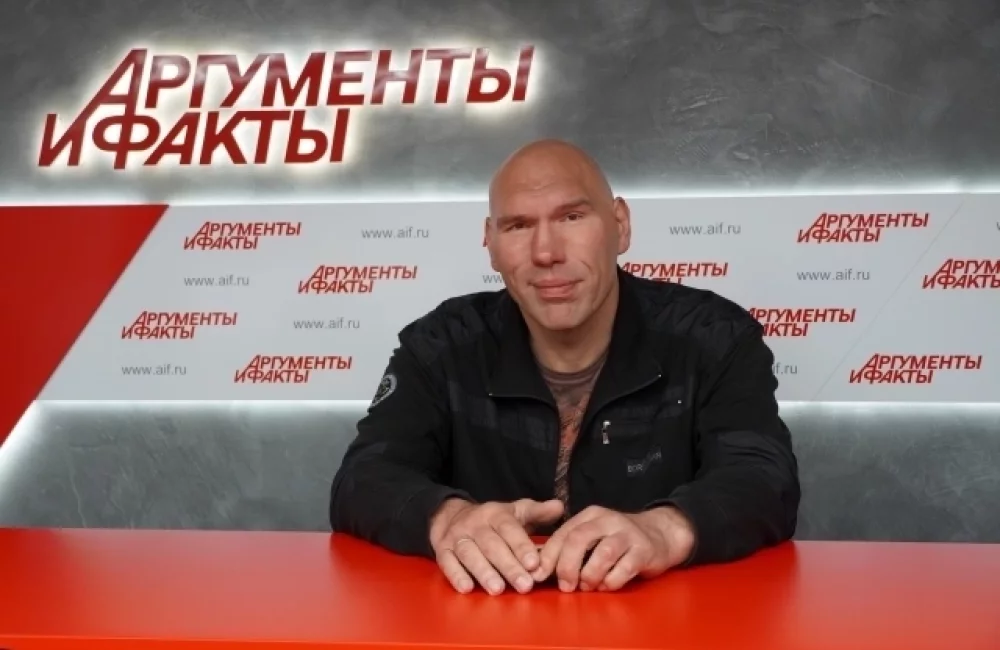 Актер спектакля «Гостиница Астория», российский политический и спортивный деятель Николай Валуев