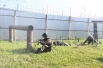 После прохождения полосы каждый испытуемый производил одиночный выстрел из автомата Калашникова. 