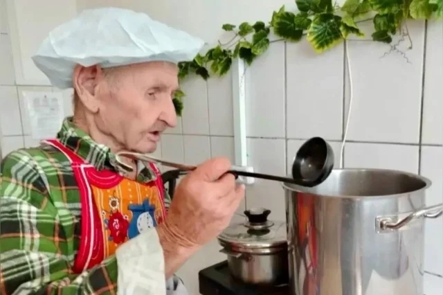 Иван Орлов, 94-летний участник конкурса.