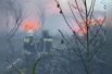 Условия пожара осложняются порывистым ветром до 22 м/с.