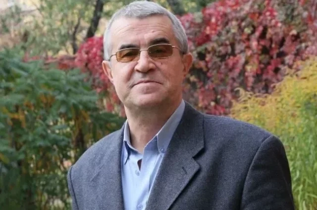 Директор челябинского лицея №31 Александр Попов. 