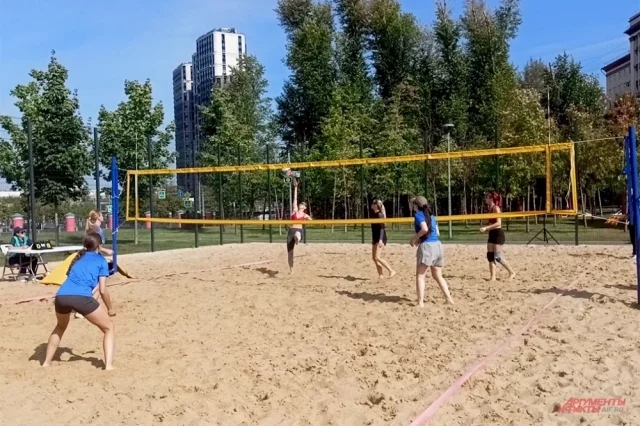 Первый масштабный спортивный фестиваль «Пляжный волейбол: Кубок сезона» состоялся 30 августа 2026 года в Москве на стадионе «Металлург».