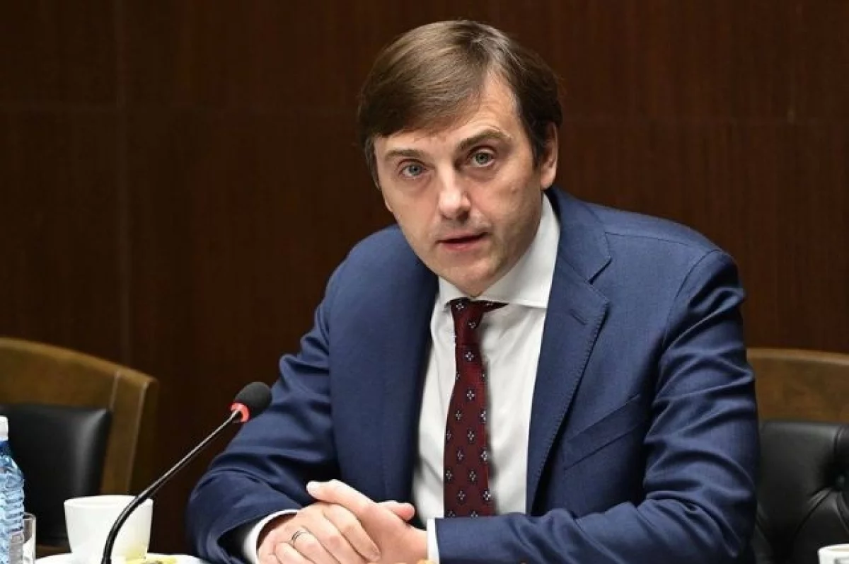 Кравцов: первоклассникам не будут задавать домашние задания