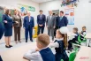 Председатель правительства РФ Михаил Мишустин посещает Домодедовский образовательный комплекс «Орбита» в День знаний. Справа налево: губернатор Московской области Андрей Воробьев, первый заместитель председателя комитета Государственной Думы РФ по экологии, природным ресурсам и охране окружающей среды, основатель хоккейной академии Вячеслав Фетисов, министр просвещения РФ Сергей Кравцов, директор комплекса Нелля Сергеева.