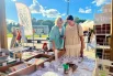 ...и взрослых.