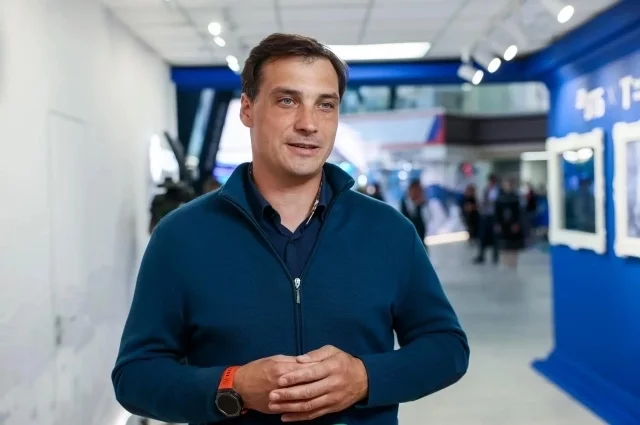 Советник президента — председателя правления ВТБ, директор Фонда защитников природы Пётр Шпиленок. 